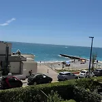 Romance Marine , Face à La Villeneuve-Loubet
