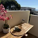 Romance Marine , Face à La Villeneuve-Loubet